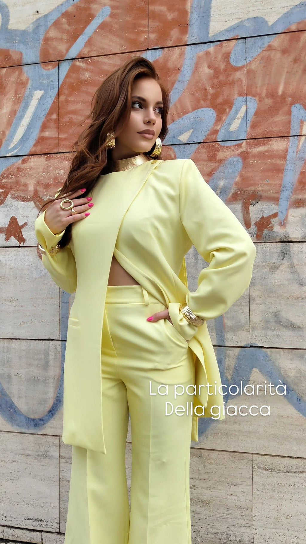 Completo Asimmetrico Giallo